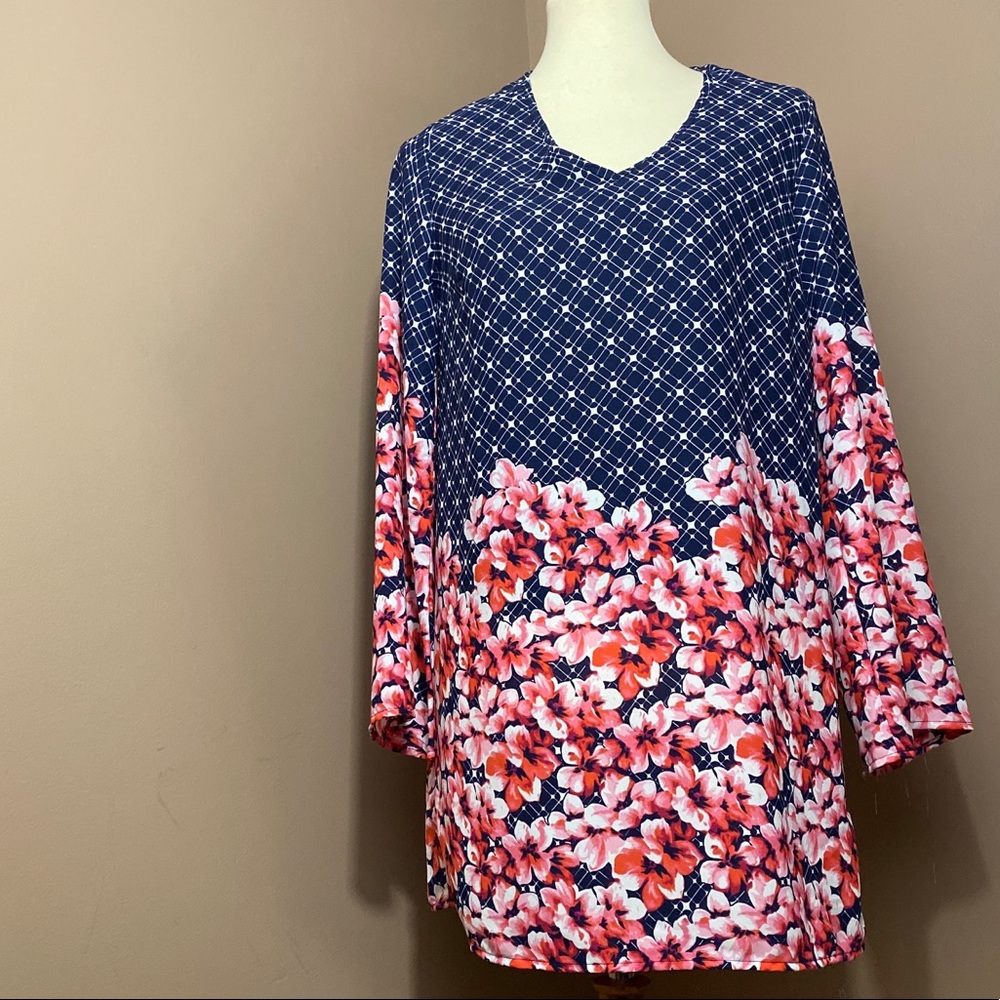 Peach Love California Diamond and Floral Tunic Top